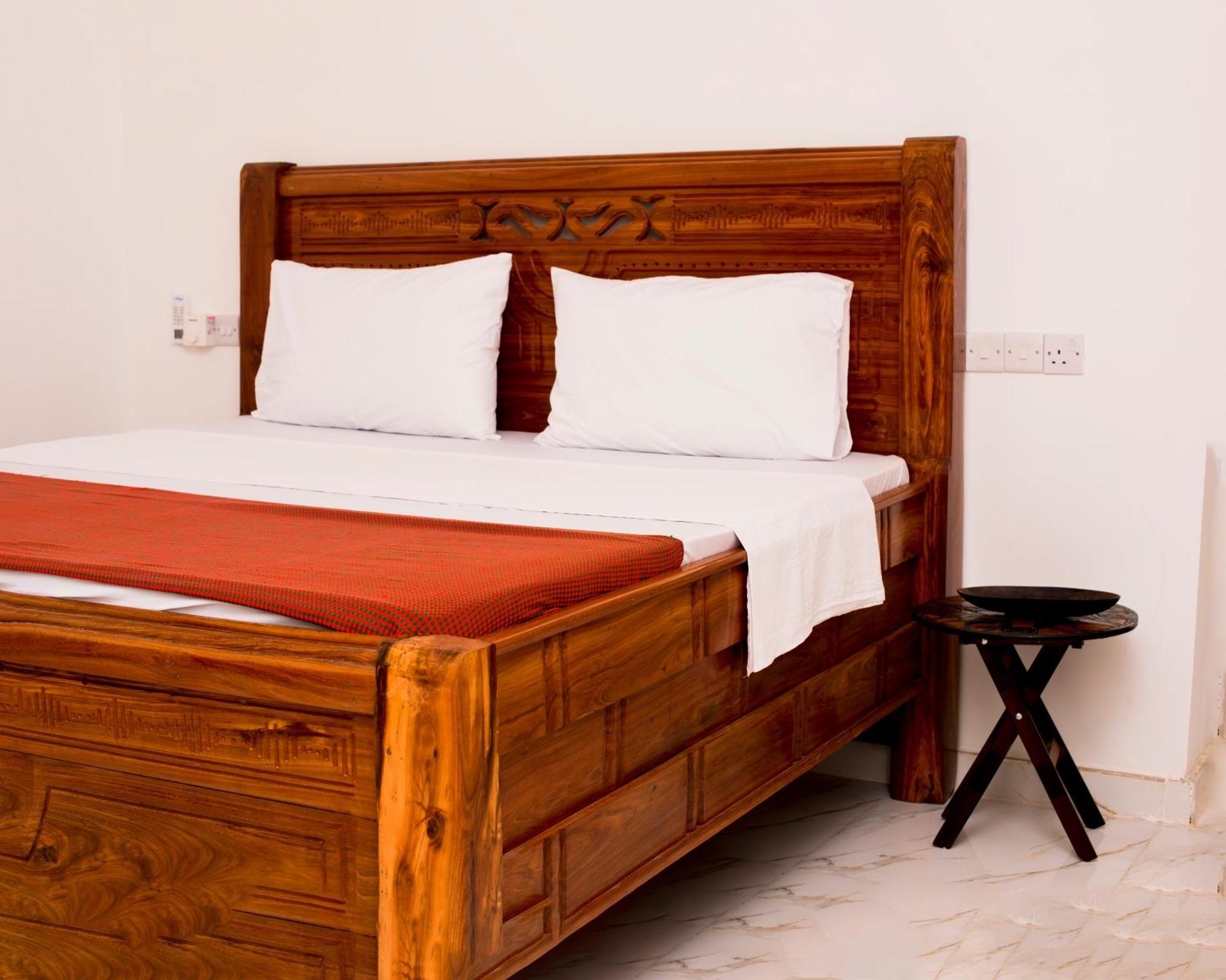 Terry Apartment Нунгви Екстериор снимка